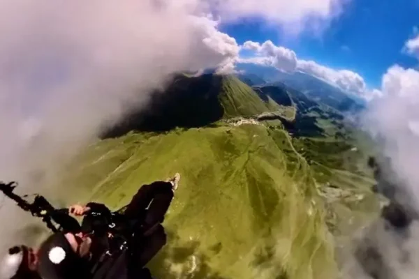 gudauri_georgia_paragliding_with_skyatlantida wq